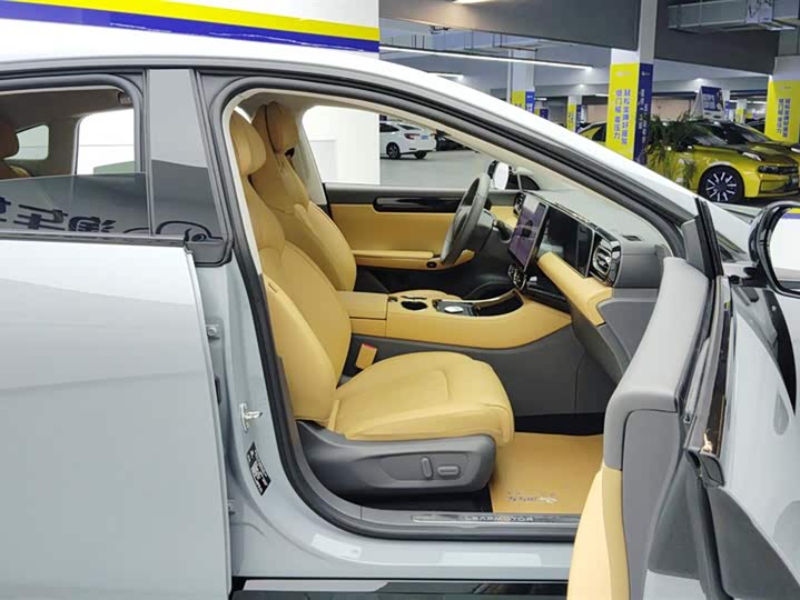 Фото 7 - Leapmotor C01