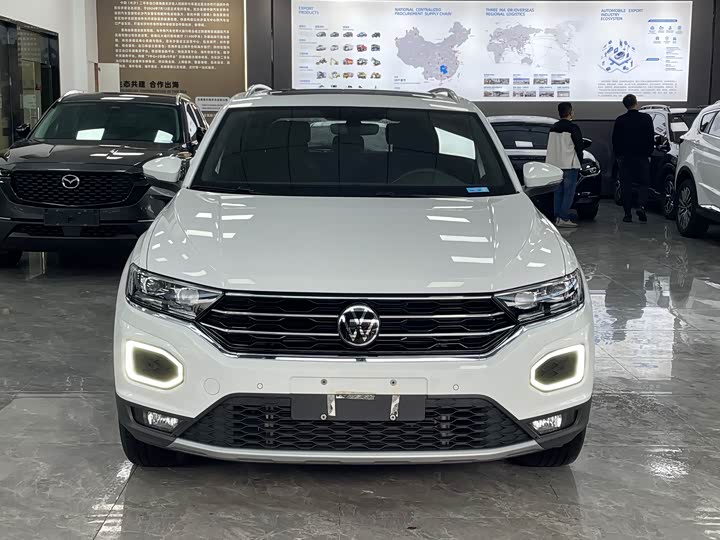 Фото 2 - Volkswagen T-Roc
