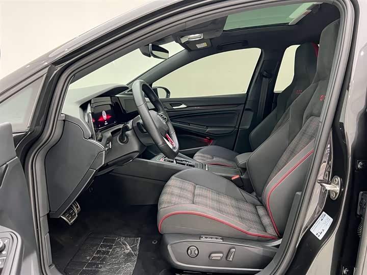 Volkswagen Golf GTI 2023 2023款 380TSI DSG GTI