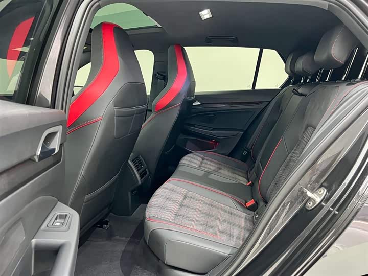 Volkswagen Golf GTI 2023 2023款 380TSI DSG GTI