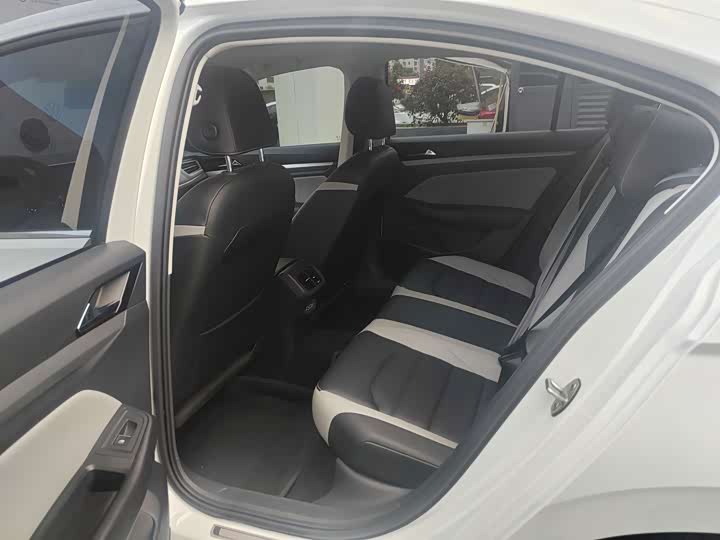 Фото 8 - Volkswagen Bora
