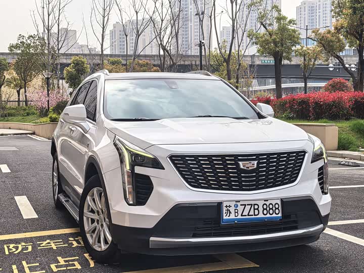Фото 7 - Cadillac XT4