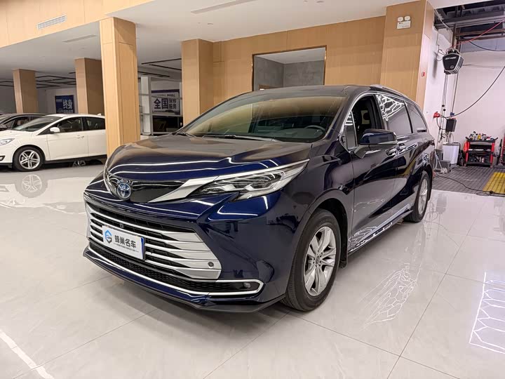 Toyota Sienna 2021 2021款 2.5L混动 铂金版
