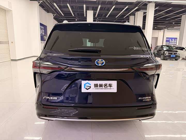 Toyota Sienna 2021 2021款 2.5L混动 铂金版