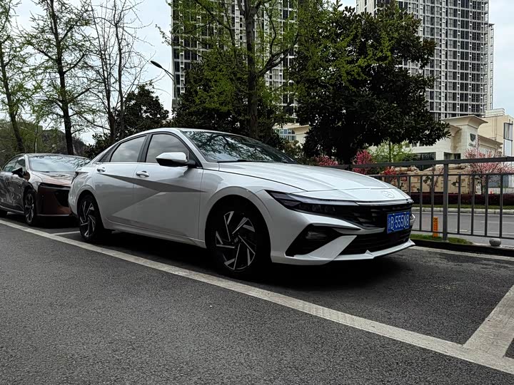 Hyundai Elantra N line 2023 2023款 1.5L CVT GLX精英版