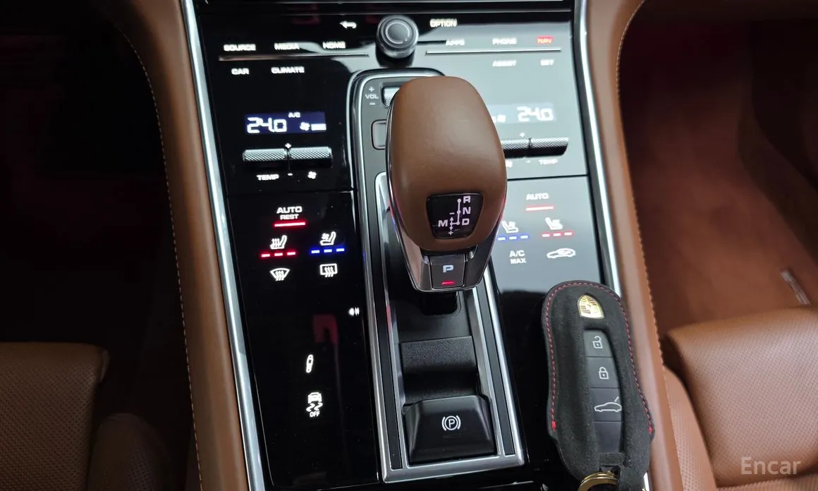 Porsche Panamera 2017 2.9 AWD Platinum Edition
