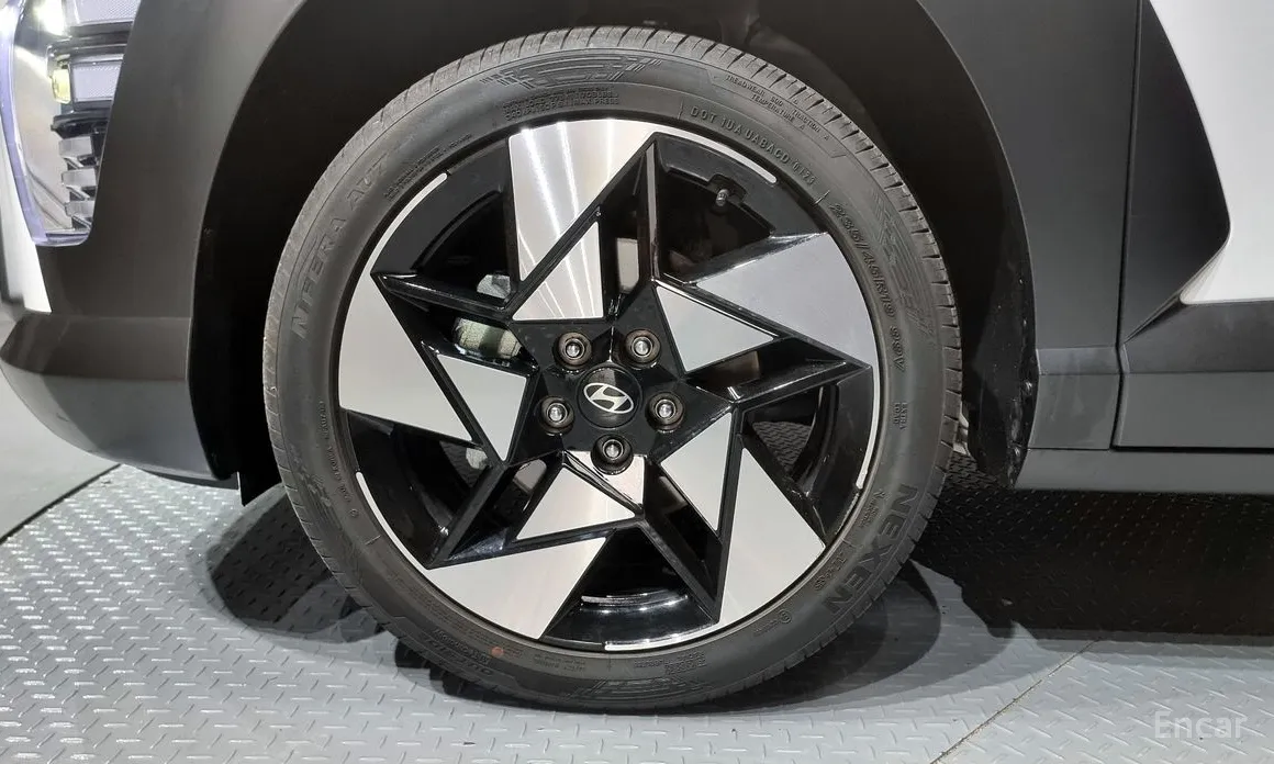 Photo 5 - Hyundai Kona