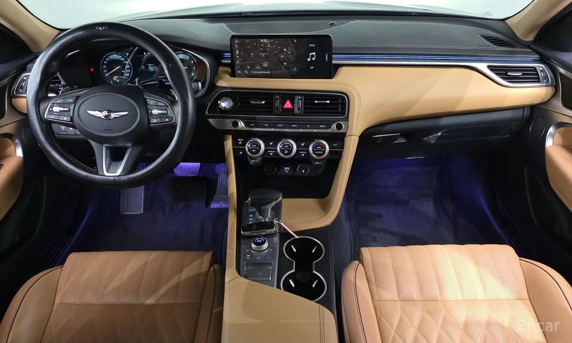 Photo 7 - Genesis G70