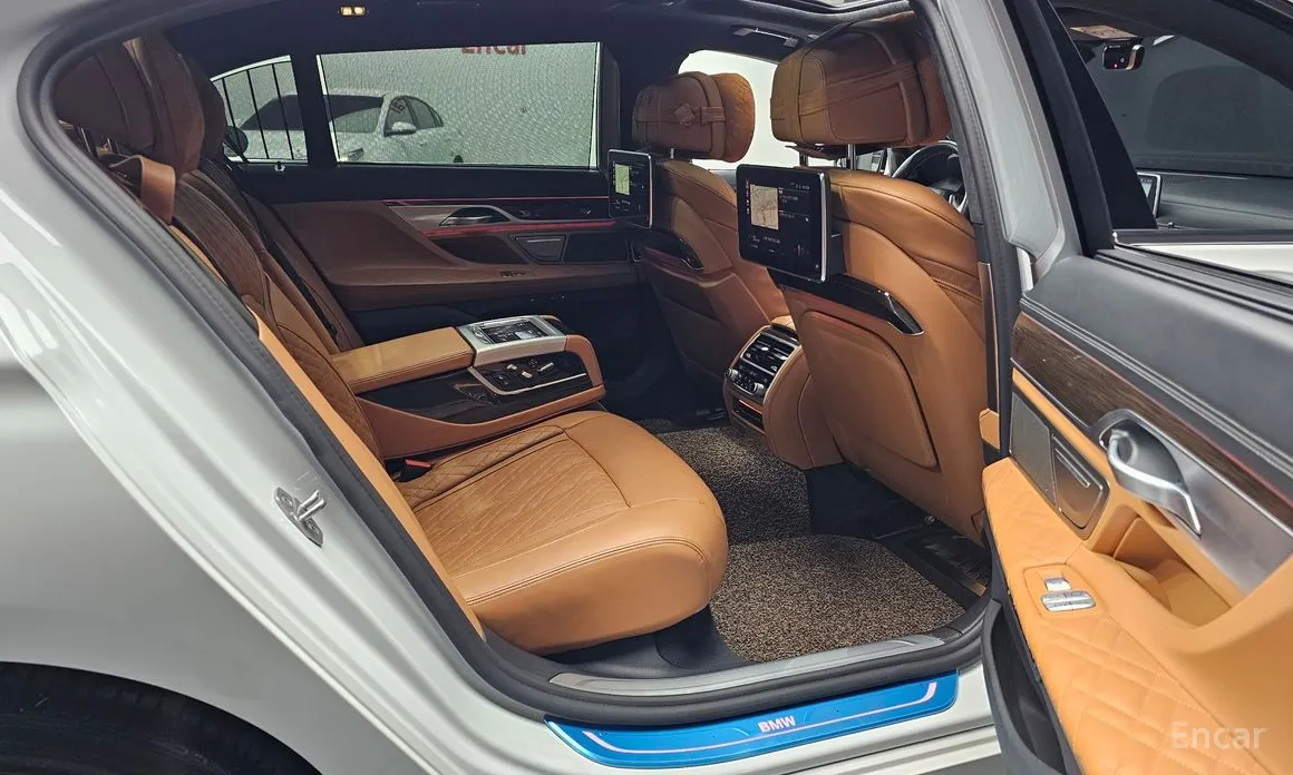 BMW 7 Series 2015 740Li xDrive Design Pure Excellence