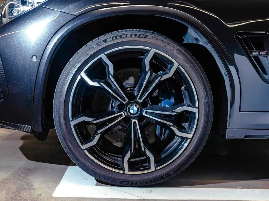 BMW X4 M 2019 3.0 Competition Carbon Package