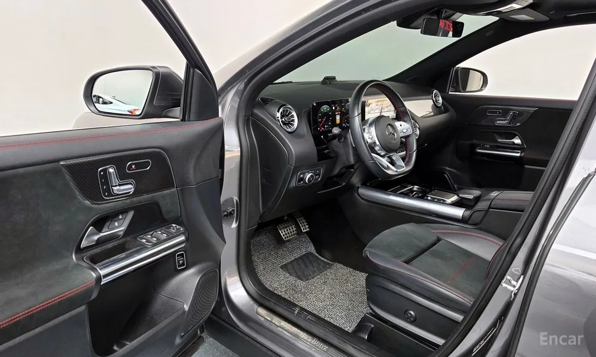 Mercedes-Benz GLA-Class 2020 GLA250 4MATIC