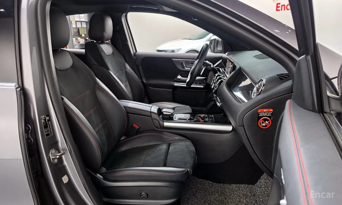 Mercedes-Benz GLA-Class 2020 GLA250 4MATIC