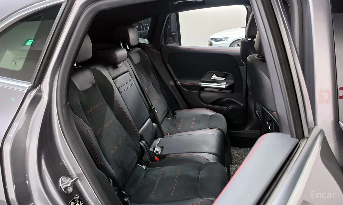 Mercedes-Benz GLA-Class 2020 GLA250 4MATIC