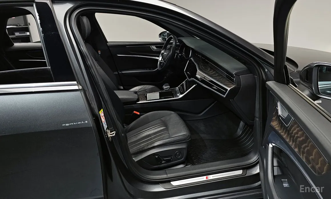 Фото 10 - Audi A6