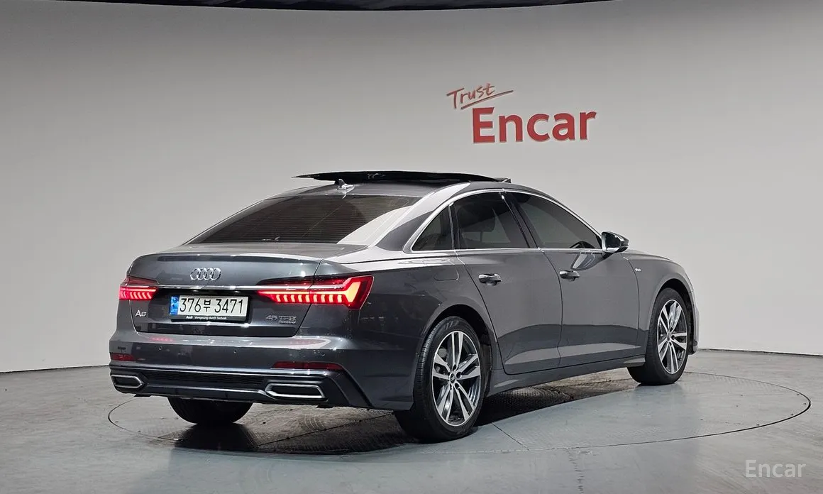 Фото 2 - Audi A6