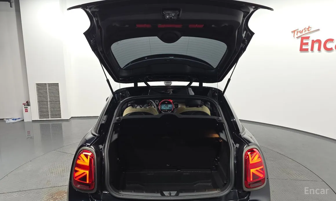 Mini Cooper 2001 5Door Resolute Edition