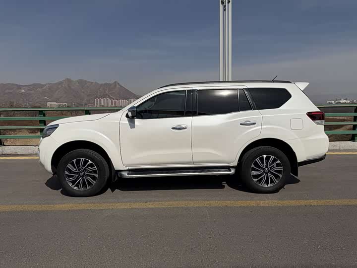 Nissan Terra 2020 2020款 2.5L XV 4WD 自动四驱旗舰版