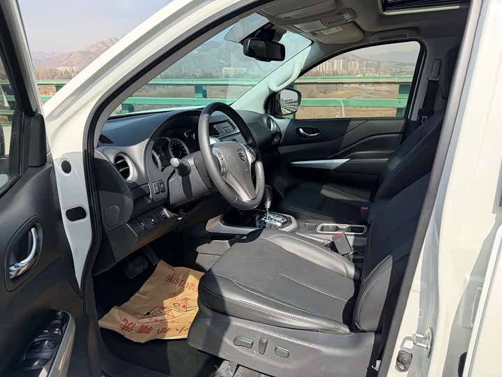 Nissan Terra 2020 2020款 2.5L XV 4WD 自动四驱旗舰版