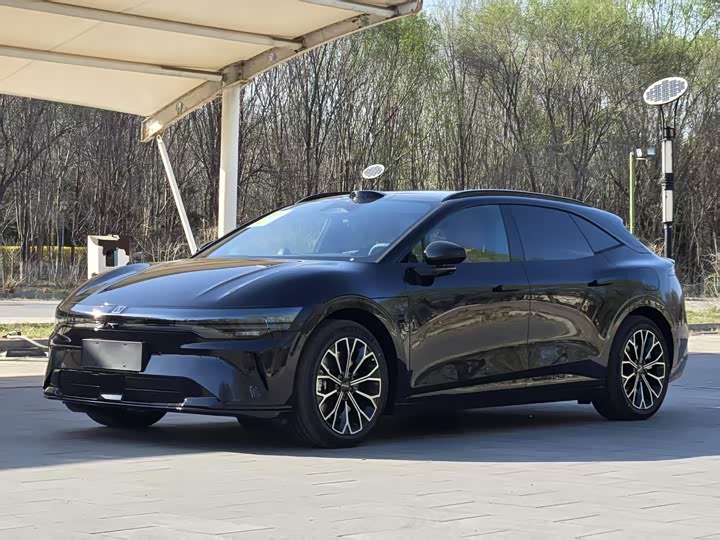 2025 Zeekr 007 GT