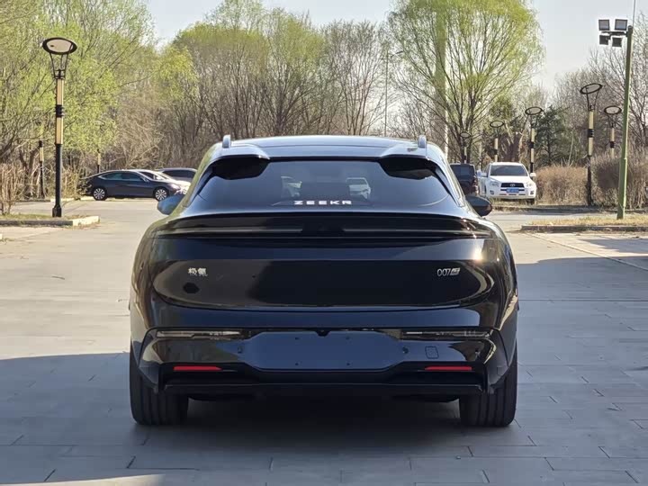 2025 Zeekr 007 GT