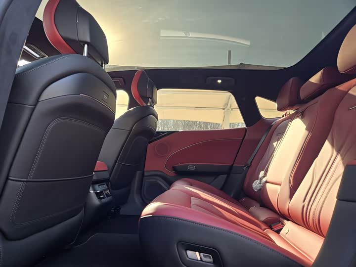 Zeekr 007 GT 2025 2025款 长续航后驱智驾版 100kWh