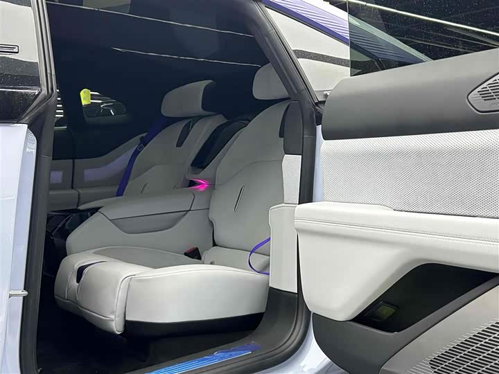 HiPhi Z 2023 2023款 四座版