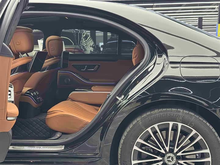 Photo 7 - Mercedes-Benz S-Class Hybrid