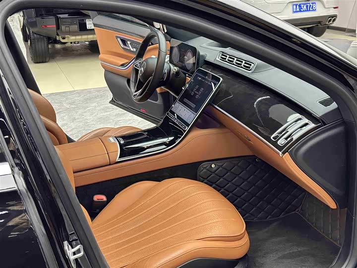 Photo 8 - Mercedes-Benz S-Class Hybrid