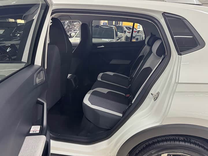 Volkswagen Tharu 2025 2025款 新锐 1.5L 锐进版