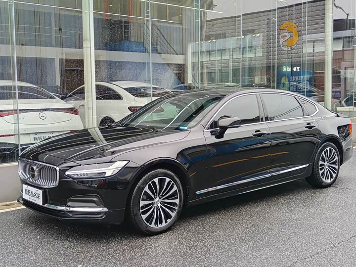 Volvo S90 2025 2025款 B5 智逸豪华版