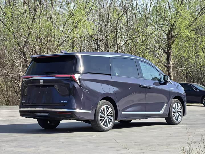 2026 Buick GL8 Hybrid