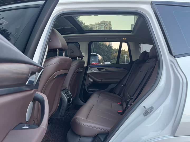Фото 6 - BMW X3