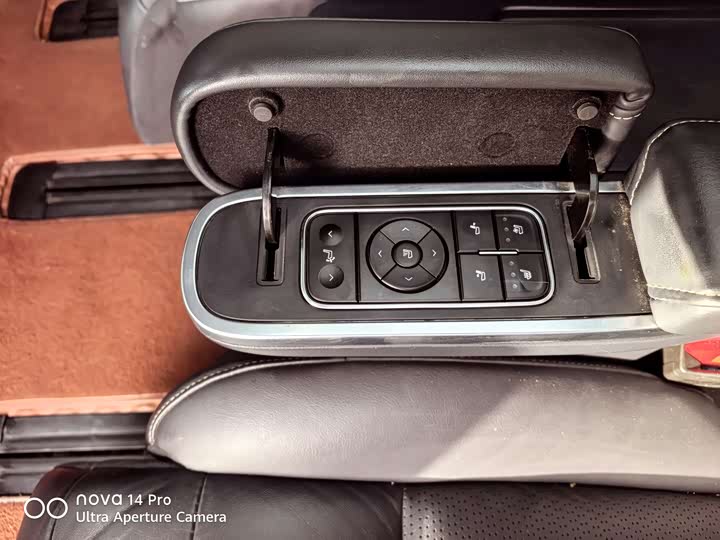 GAC Trumpchi M8 2021 2021款 大师系列 390T 至尊版