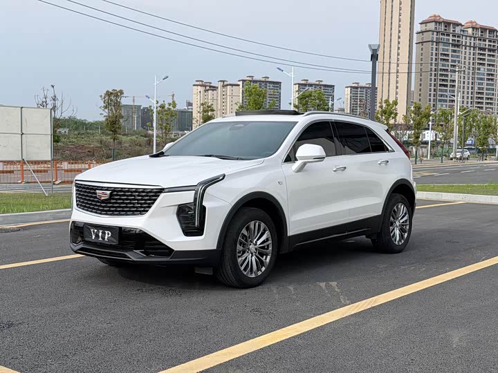 2024 Cadillac XT4