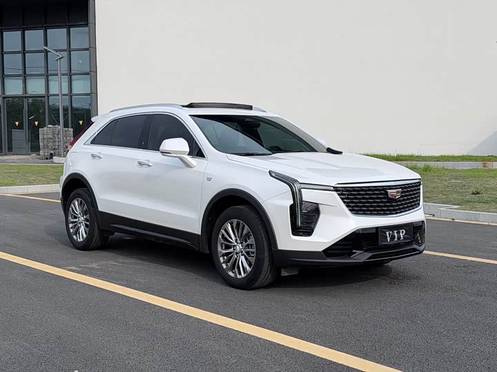 2024 Cadillac XT4