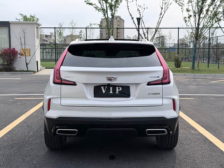 2024 Cadillac XT4