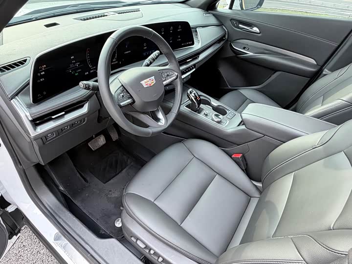 Cadillac XT4 2024 2024款 改款 28T 两驱豪华型