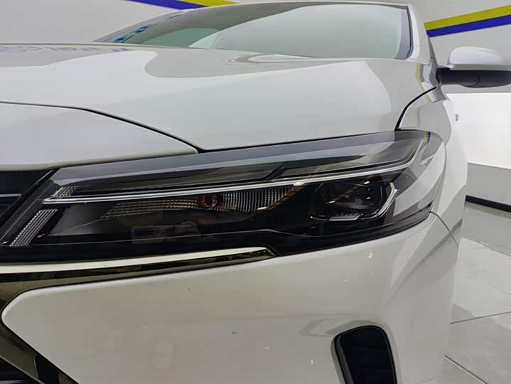 Chevrolet Monza 2024 2024款 1.5L 双离合悦享版