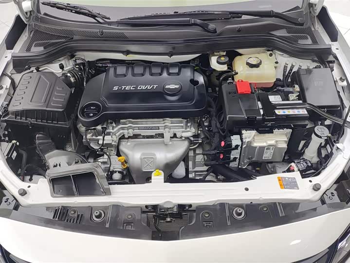 Chevrolet Monza 2024 2024款 1.5L 双离合悦享版