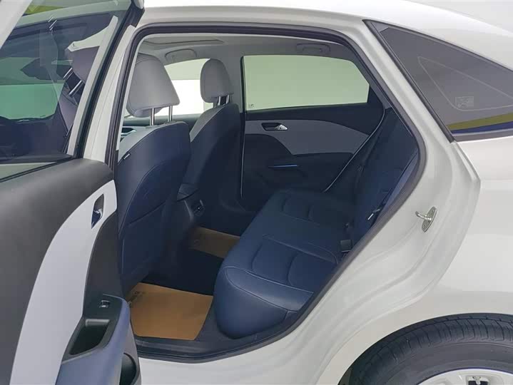 Chevrolet Monza 2024 2024款 1.5L 双离合悦享版