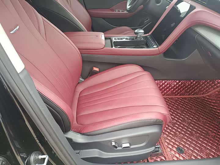 Photo 6 - Hongqi H5