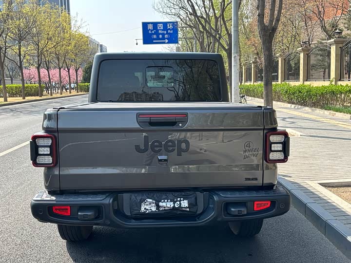 Jeep Gladiator 2023 2023款 3.6L Overland