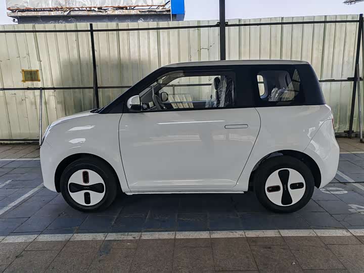 Changan Qiyuan (Nevo) Lumin 2026 2026款 宝藏版 205km 酷爱米 宁德