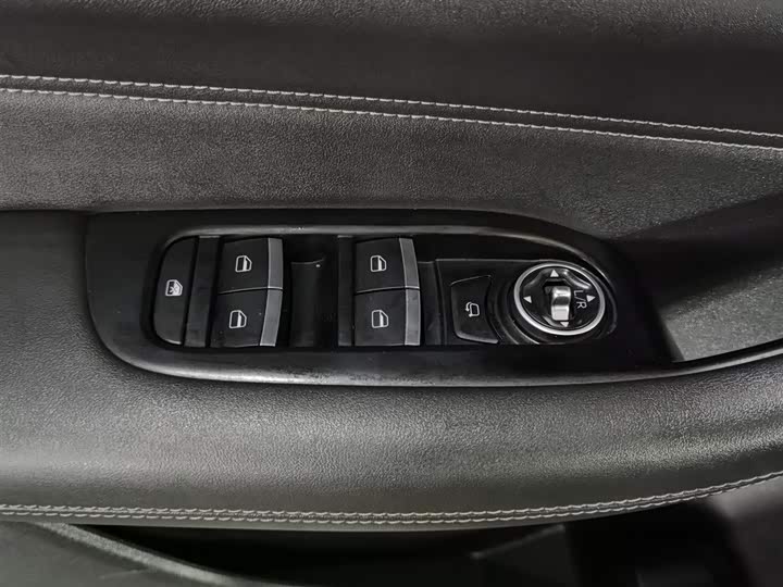 Фото 9 - Chery Tiggo 8