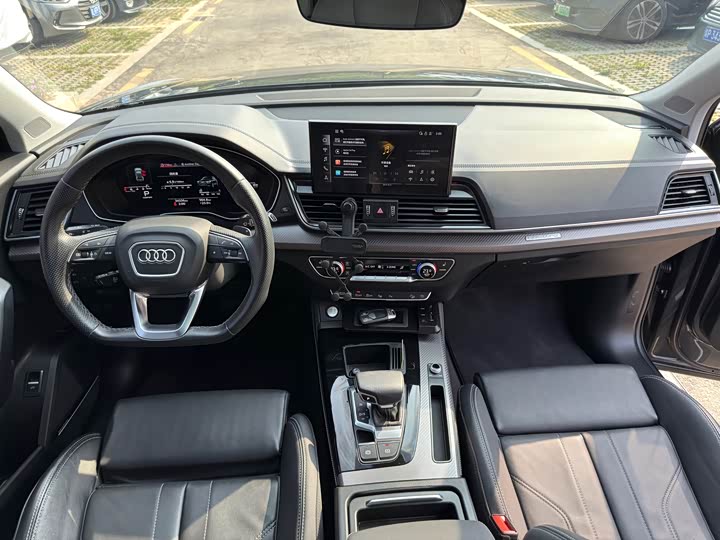 Zdjęcie 9 - Audi Q5L