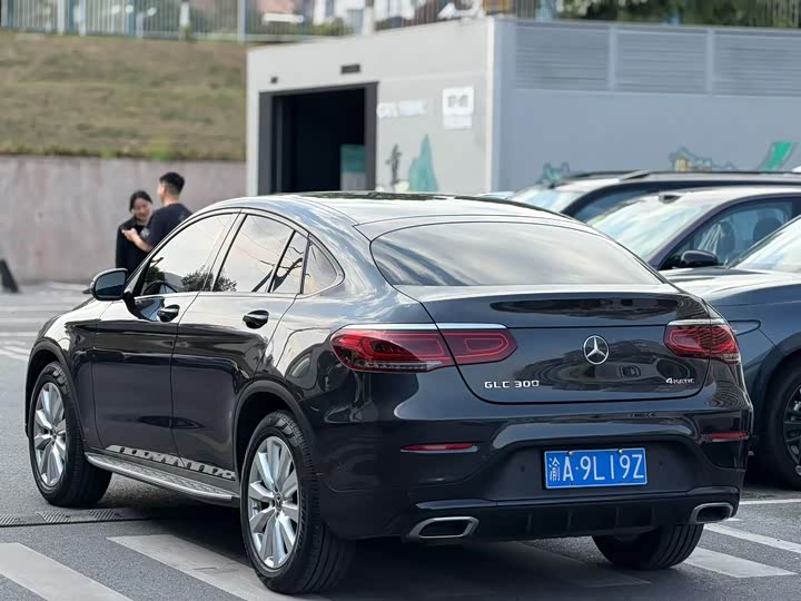 Фото 2 - Mercedes-Benz GLC-Class Coupe