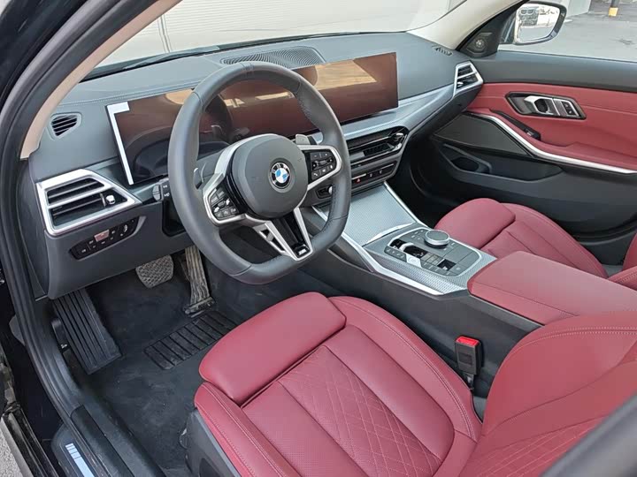 BMW 3 Series 2025 2025款 330Li M运动曜夜套装