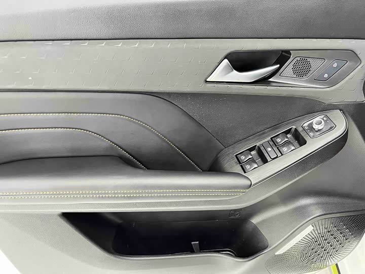 Haval Chitu 2022 2022款 劲享版 1.5T 紫铜兔