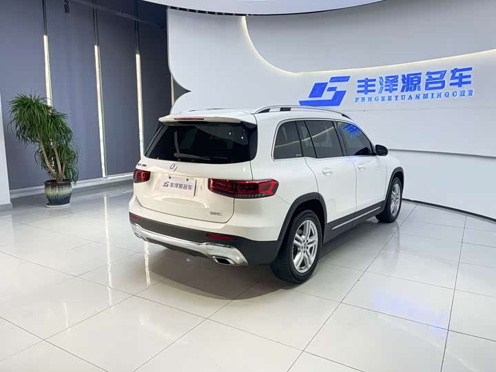 Mercedes-Benz GLB-Class 2022 2022款 改款二 GLB 200 动感型
