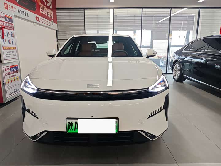 Geely Galaxy L6 2025 2025款 EM-i 60km 启航版